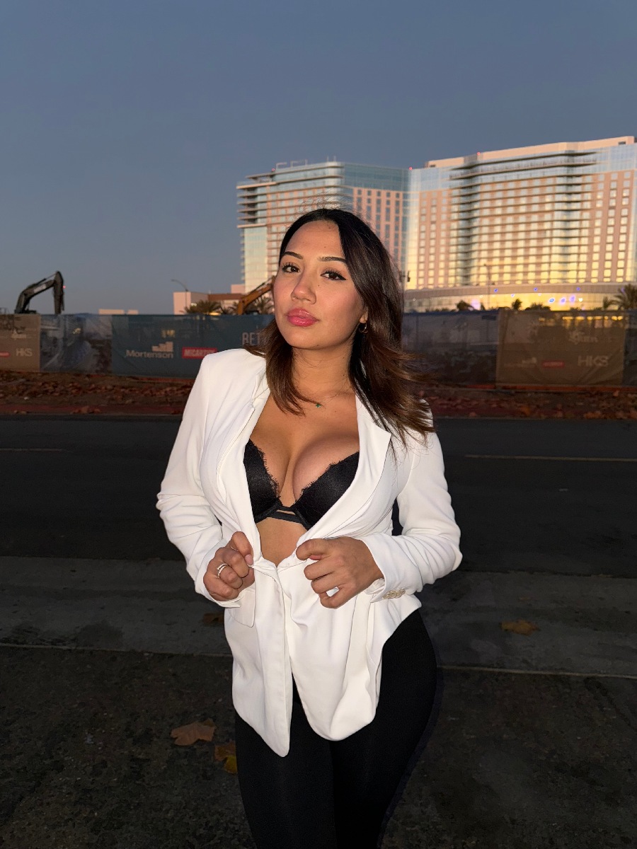 Take a pause and enjoy Ali Cruz — streaming from Gazipur