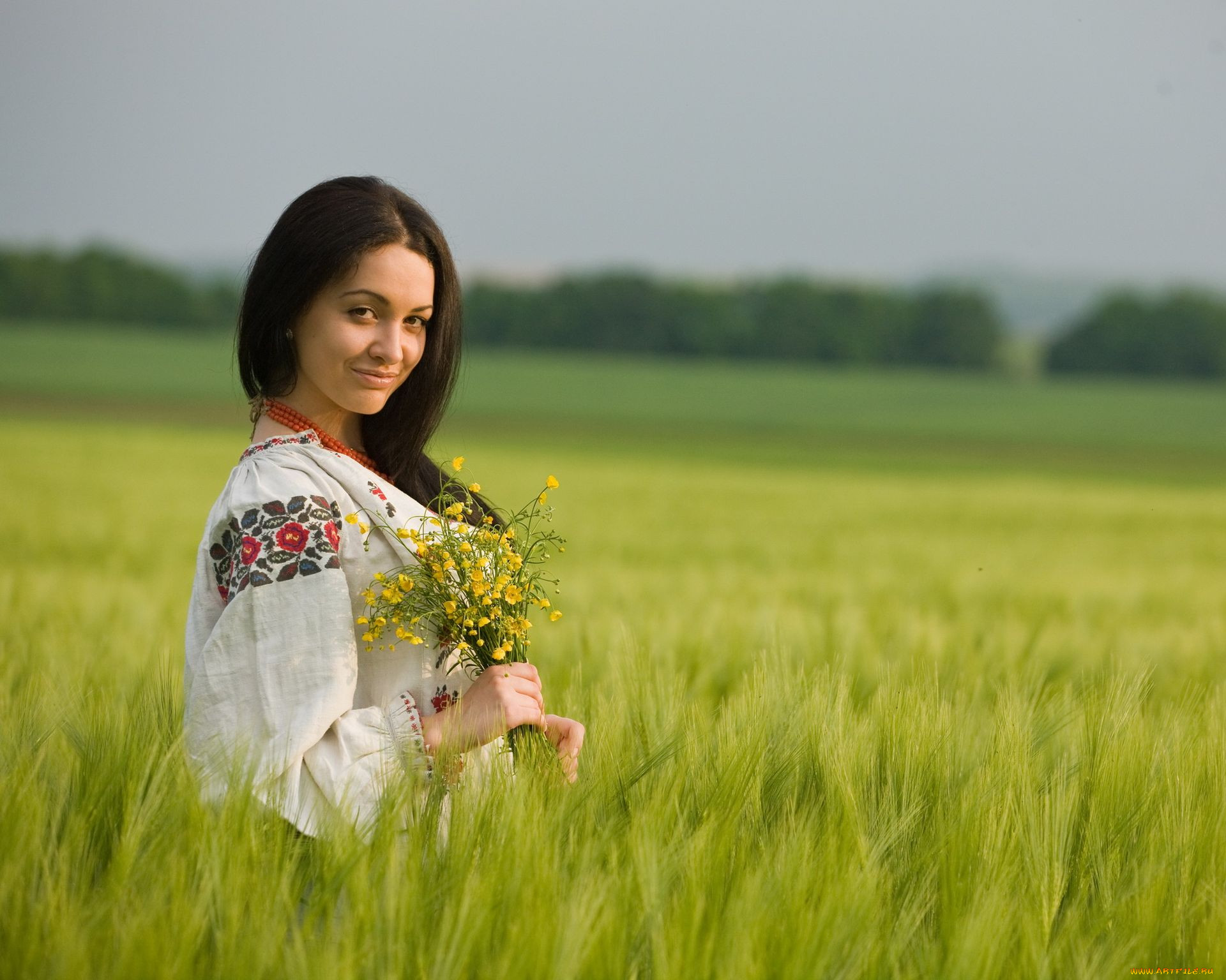 Women in Slavic costumes in Gazipur