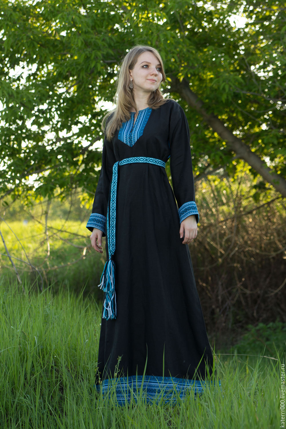 Women in Slavic costumes in Gazipur