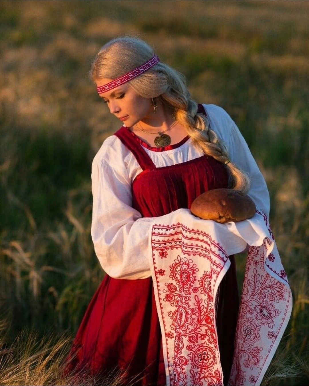 Girls in Slavic costumes in Gazipur