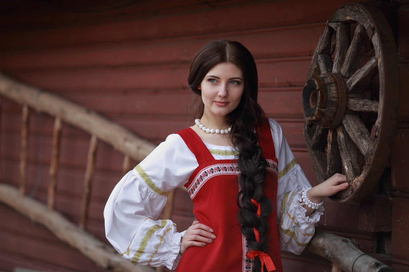 Girls in Slavic costumes in Gazipur